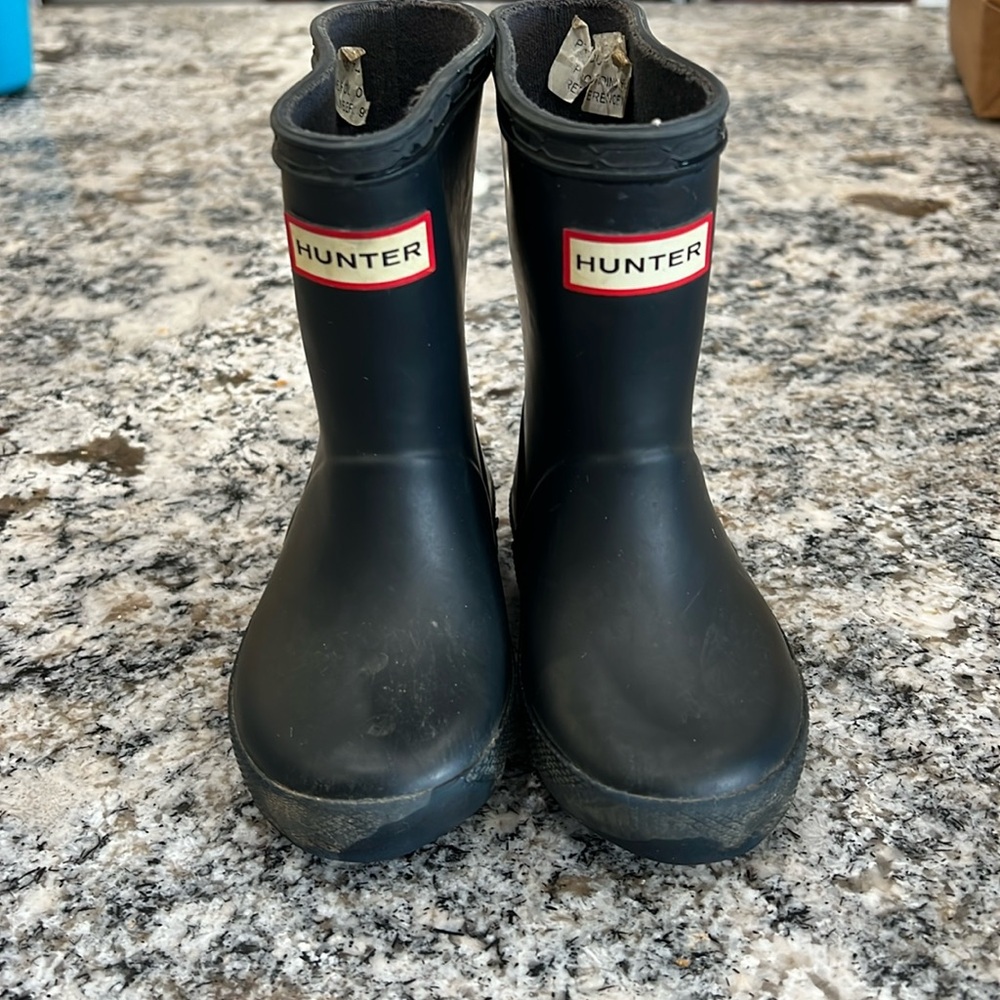 Hunter kids first classic rain boot size 6US navy